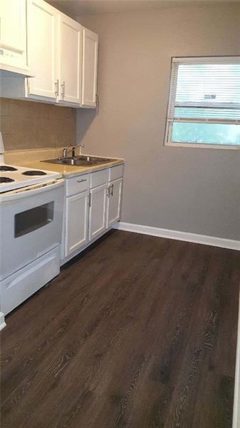 Foto del edificio - 574 Cooper St SW