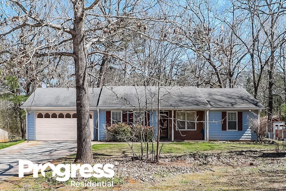 220 E Country Woods Dr, Covington, GA 30016 House Rental in Covington