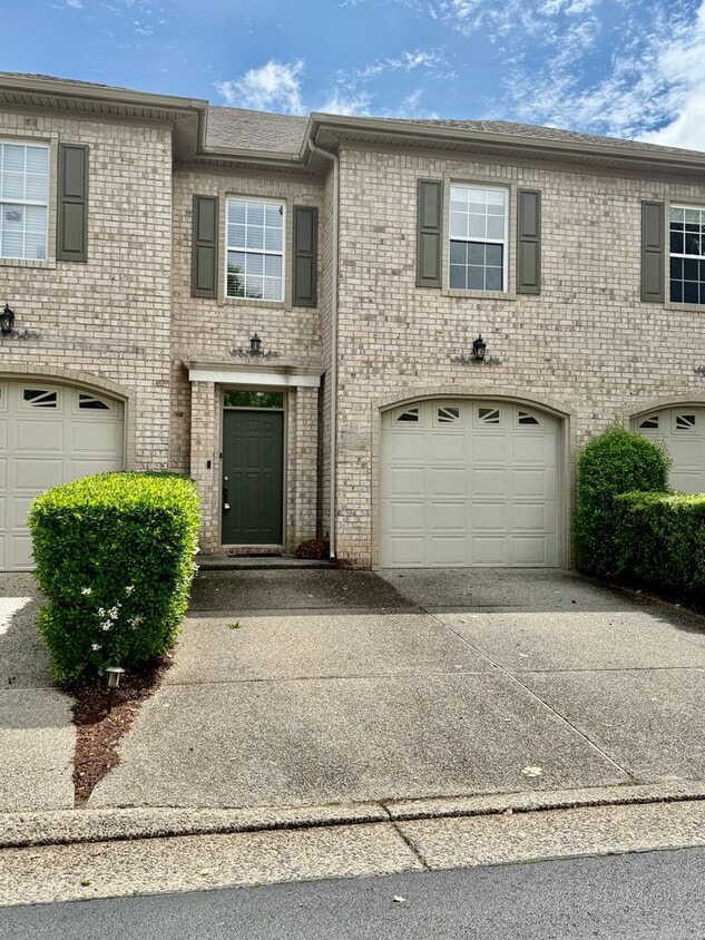 Primary Photo - 3BD/2.5BA Brick Townhouse in Chancellors W...