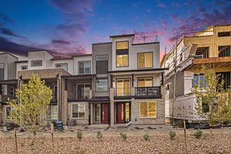 Building Photo - 1753 Peak Lp