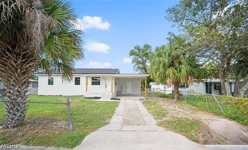 Building Photo - 1644 Pawnee St