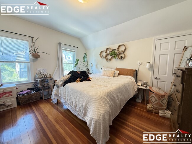 Foto del edificio - 104 Brooks St