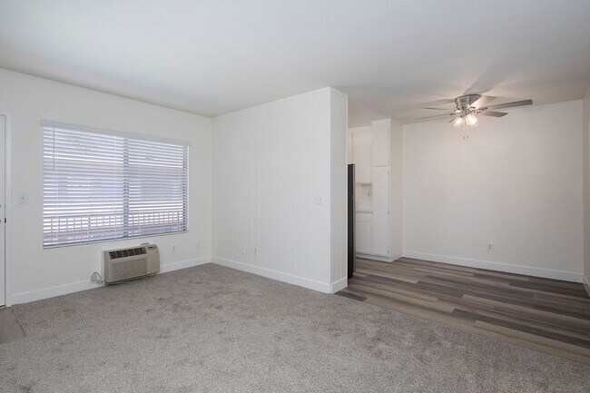 Foto del interior - Trade Winds Apartments