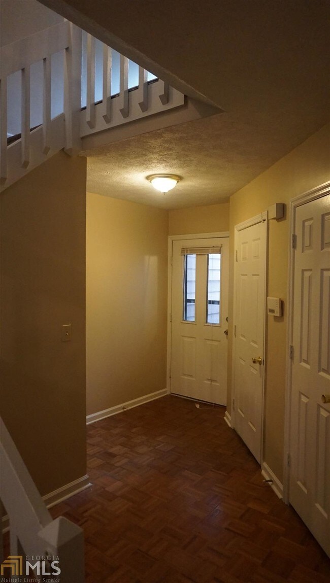 Foto del edificio - 1589 Dillard Rd