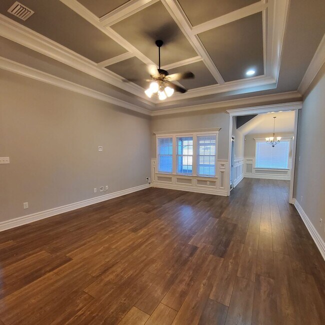 Foto del edificio - Charming Single-Story Haven in Carlton Ridge: Your Ideal Georgia Rental Home