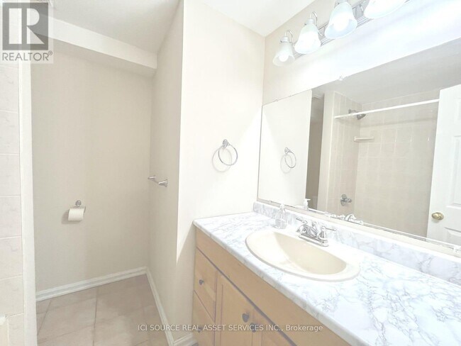 Photo du bâtiment - 44 Moir Crescent