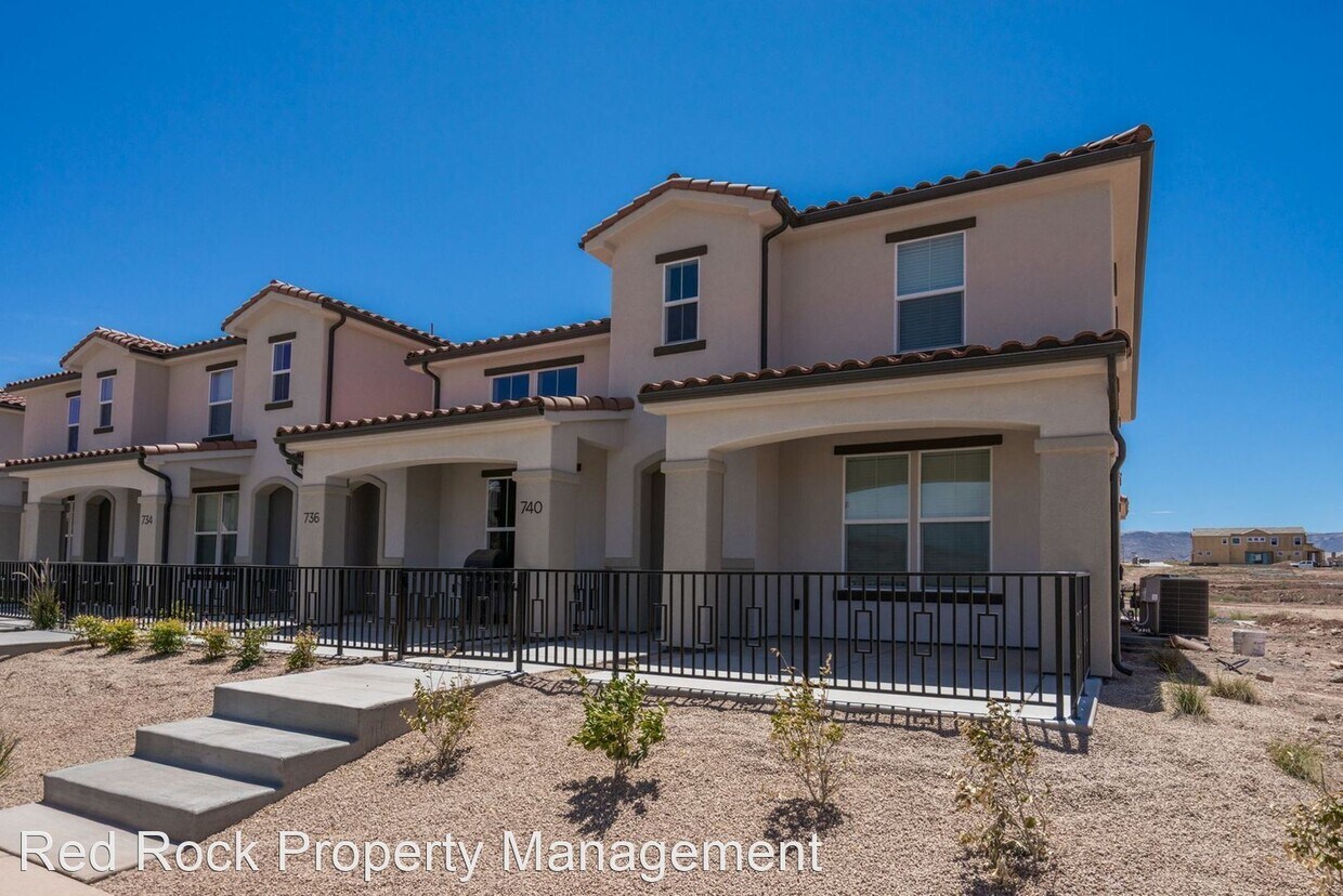 Foto principal - 3 br, 2.5 bath House - 740 W Sunfire Lane