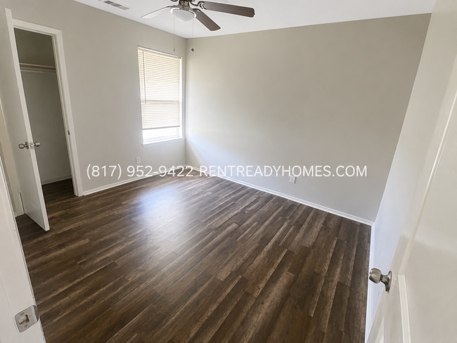 Building Photo - 5606 Maywood Dr