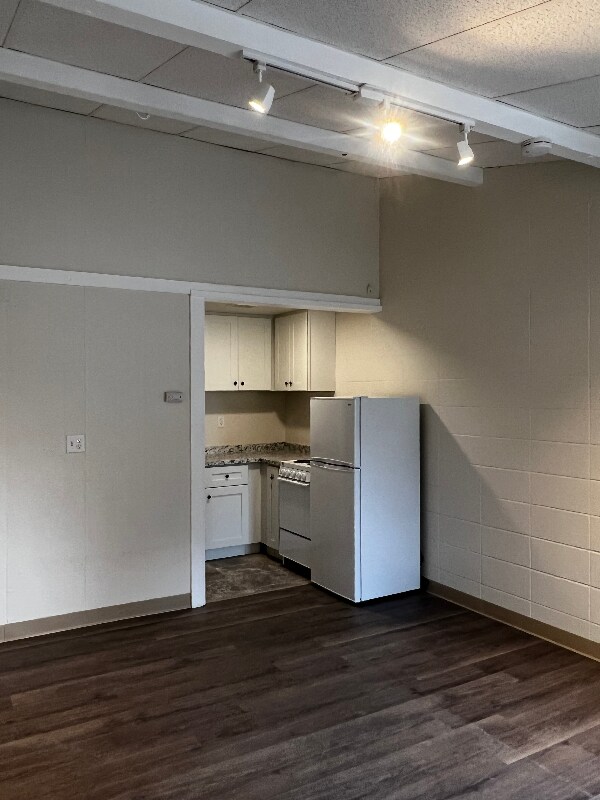 2024 Riverdale St Unit 12, West Springfield, MA 01089 Room for Rent