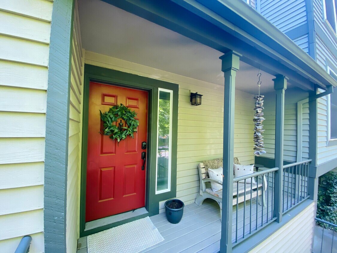 Foto principal - 236 SW Whitaker St