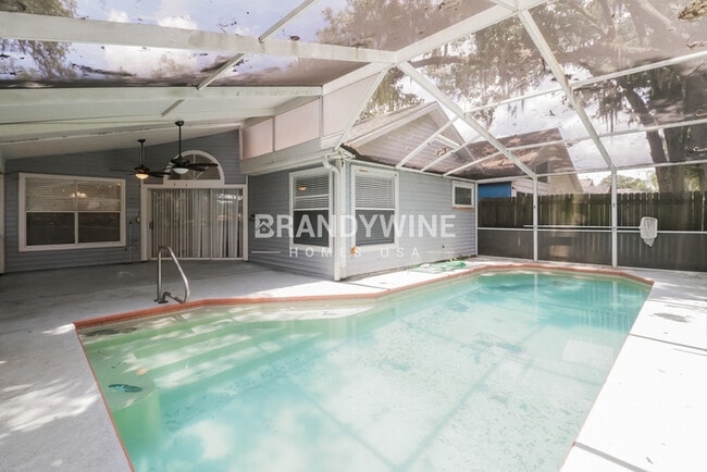 Foto del edificio - 1402 Walden Oaks Pl