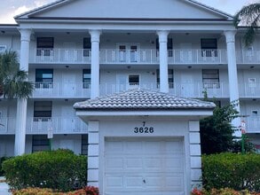Building Photo - 3626 Whitehall Dr