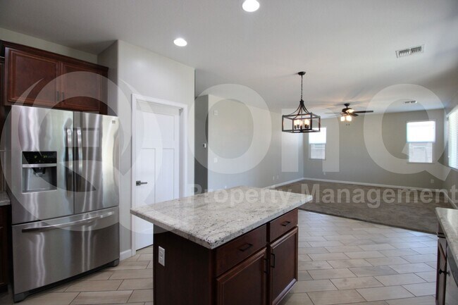Building Photo - 24758 W Huntington Dr