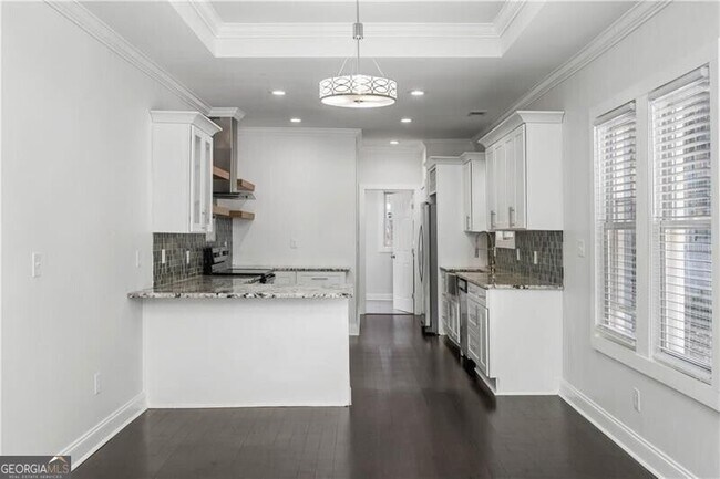 Building Photo - 954 Byron Dr SW