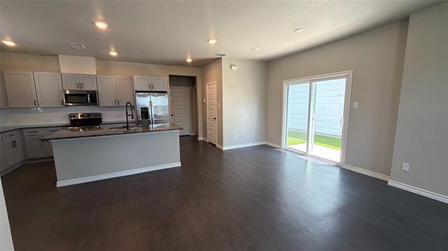 Foto del edificio - 1708 Laurel Ln