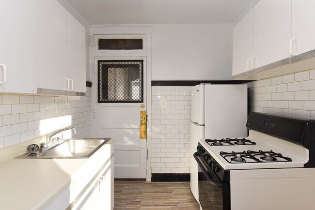 Foto del edificio - 4015 W Melrose St