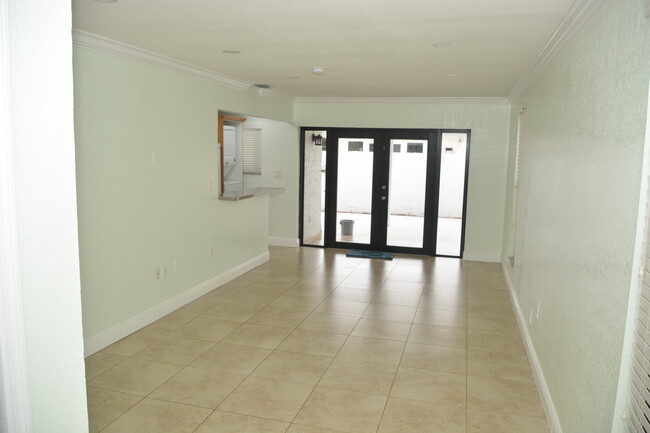Foto del edificio - 9466 SW 6th Terrace