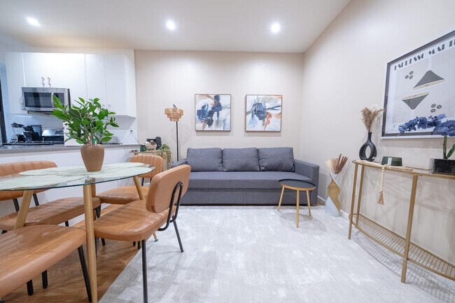 Foto del edificio - 230 W 113th St