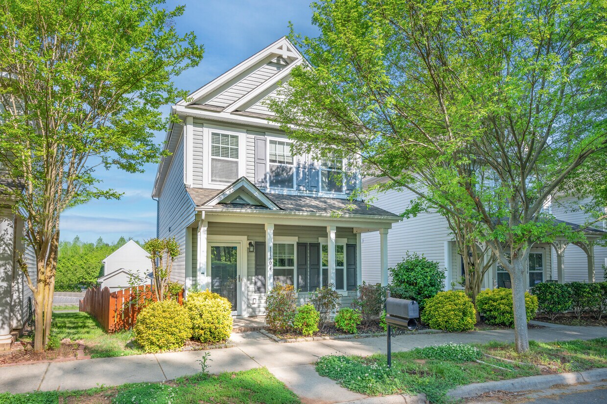 11604 Galashiels Dr, Huntersville, NC 28078 House Rental in