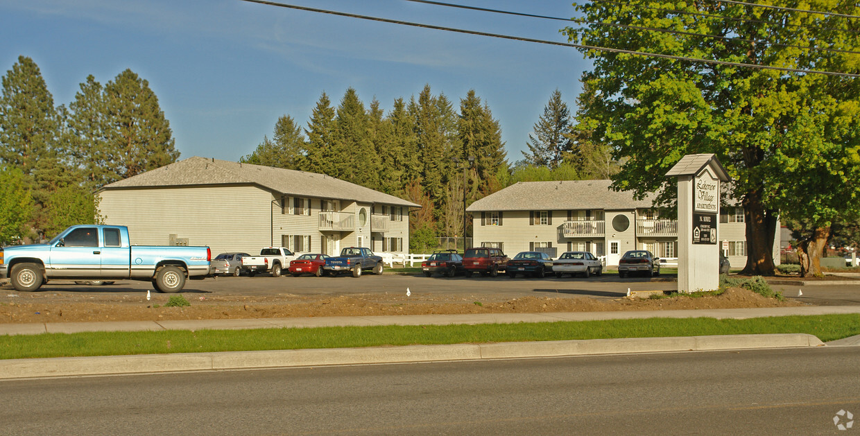 Foto principal - Lakeview Village Apartments