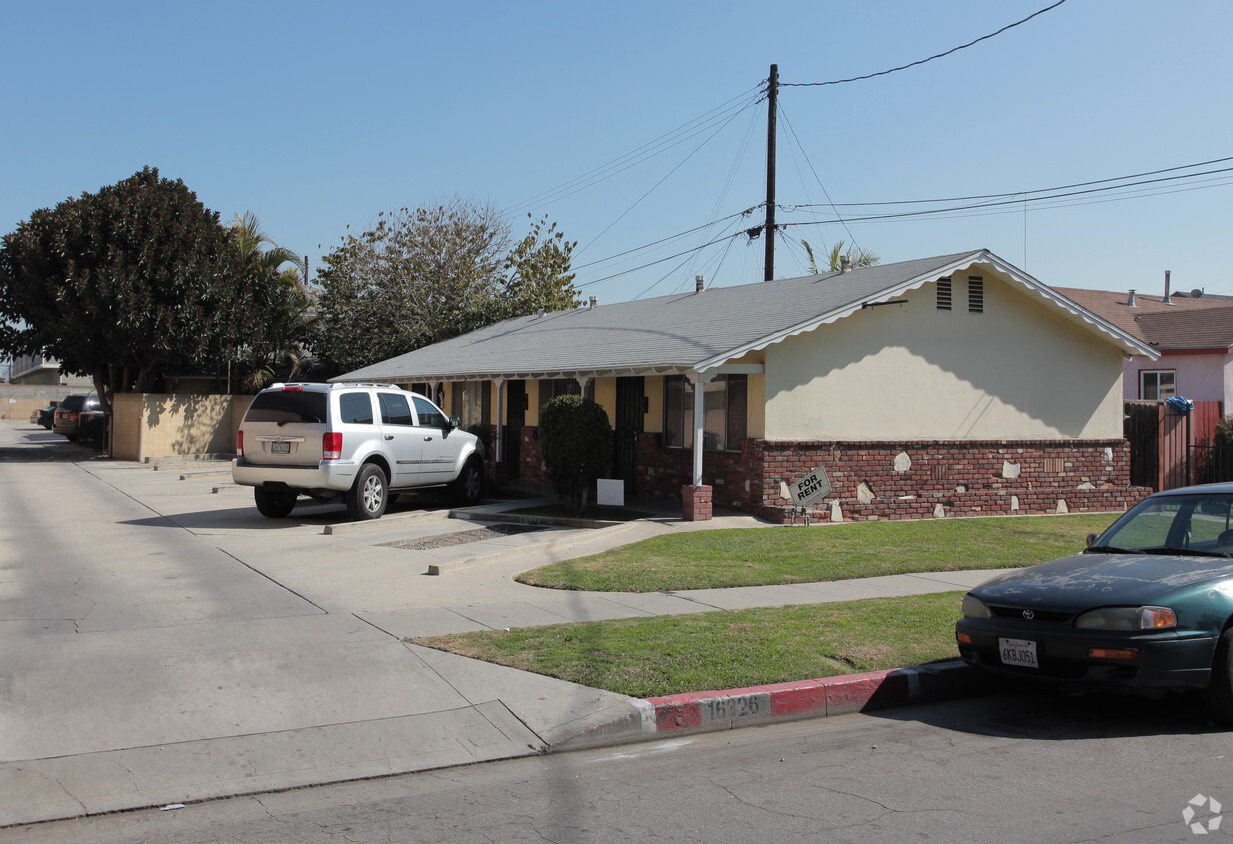 Primary Photo - 16326 Eucalyptus Ave