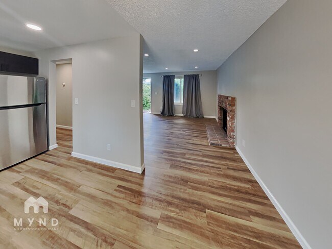 Foto del edificio - 13095 Kernite St