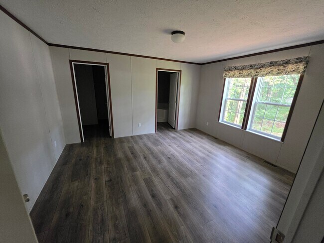 Foto del edificio - 12515 Bonnie Ln