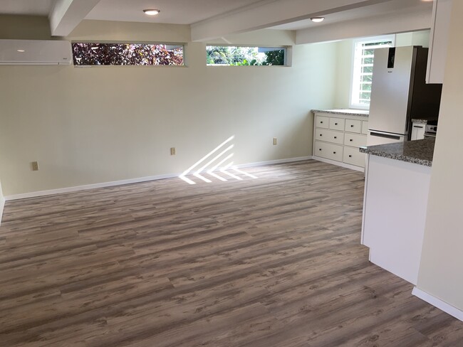 Dining area - 231 Aikahi Loop