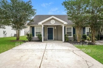 Building Photo - 7840 Park Gate Dr