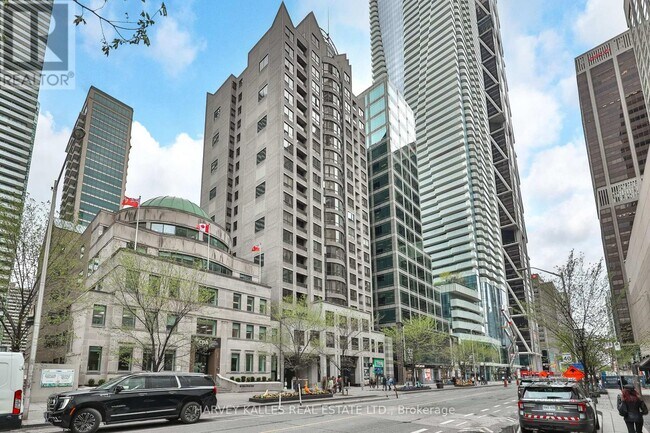 Photo du bâtiment - 55 Bloor St E