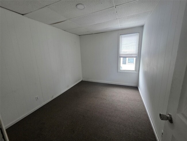 Building Photo - 1222 Vestal Ave
