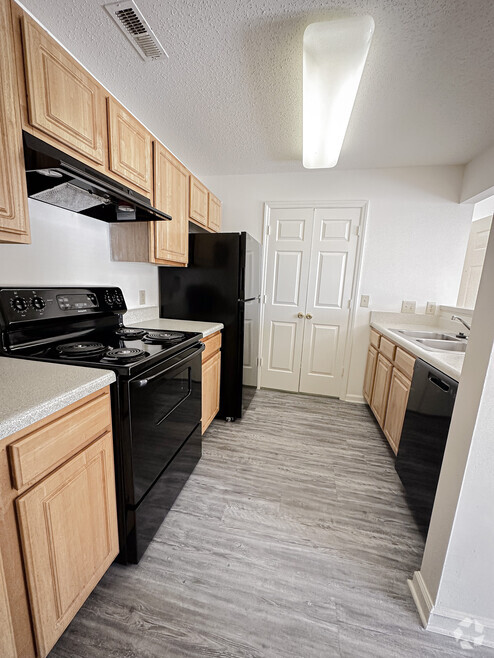 1 bedroom kitchen - Cowan Farms Apartments