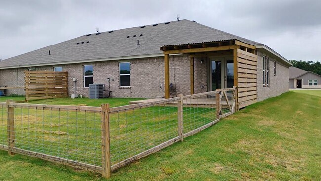 Foto del edificio - 206 Hoover Ln