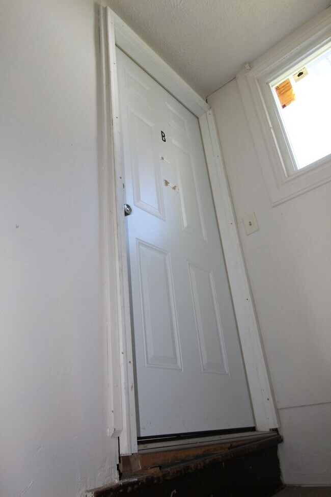 Foto del edificio - Upstairs Studio Apartment