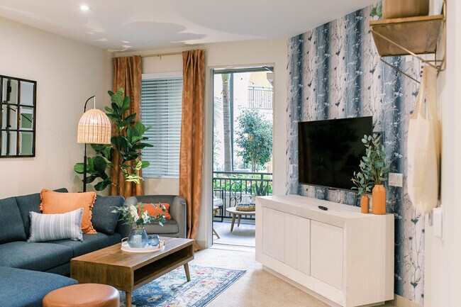 Building Photo - Bolsa Row Apartments