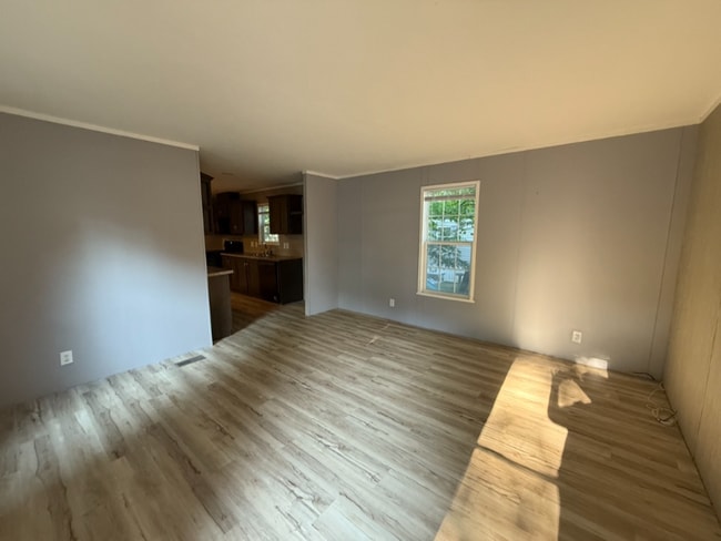 Building Photo - 103 Dunlap Cir