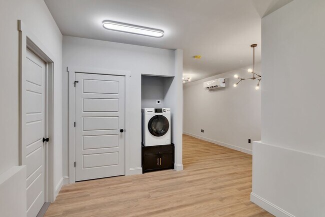 Foto del edificio - 36 Pawling Ave