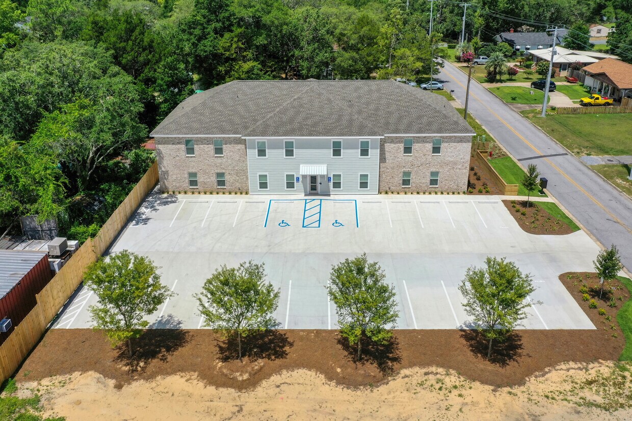 Foto principal - 305 Okaloosa Ave