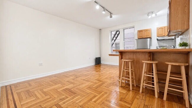 Foto del edificio - 707 W 171st St