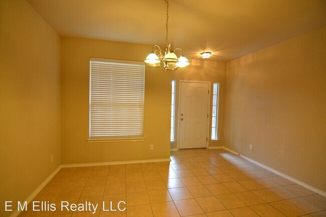 Building Photo - 4 br, 2.5 bath House - 6215 Gilmer Mill