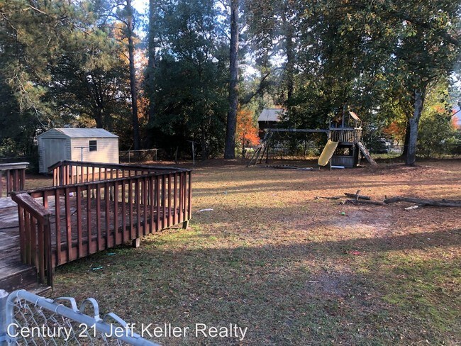 Building Photo - 3 br, 1 bath House - 1714 Apple Valley Dr