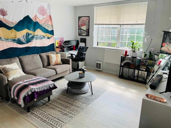 Foto del edificio - 356 Palisade Ave