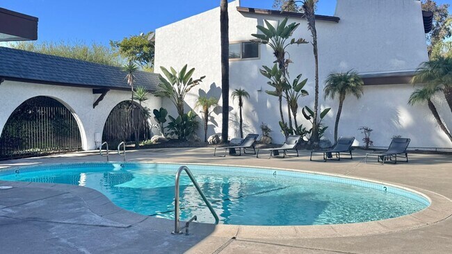 Building Photo - Spacious 3-Bedroom Home for Rent in Prime San Diego Location!