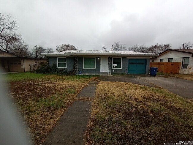 Building Photo - 342 Barbara Dr