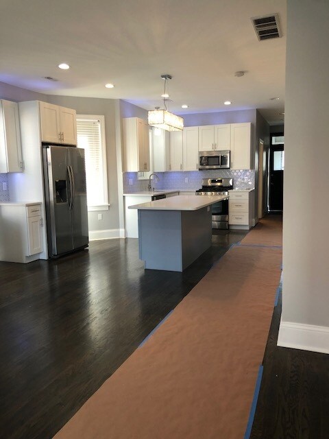Foto del edificio - 3142 N Damen Ave