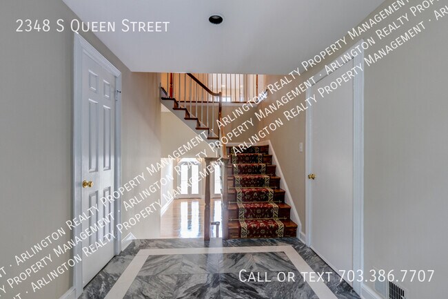 Foto del edificio - 2348 S Queen St