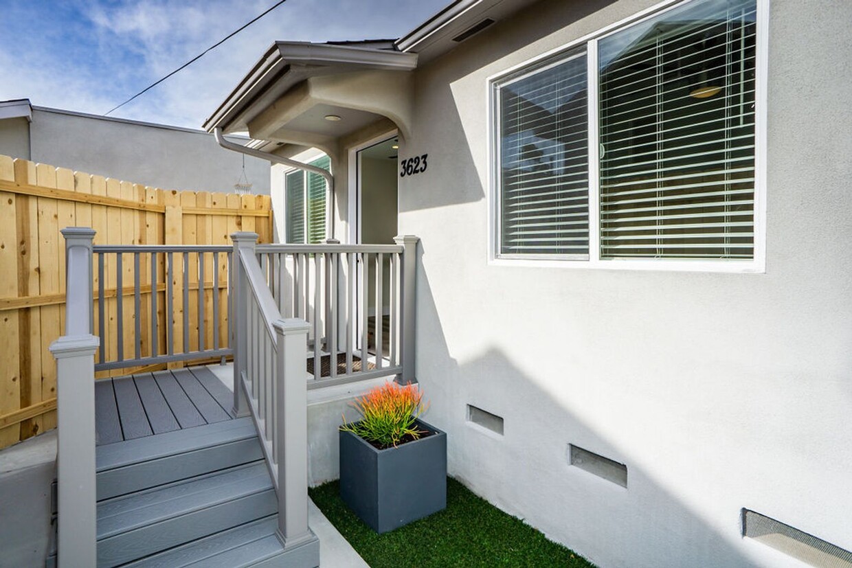 Beautiful detached 2/1 in North Park! Pri... - Beautiful detached 2/1 in North Park!  Pri...