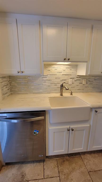 Foto del edificio - 5353 Dora St