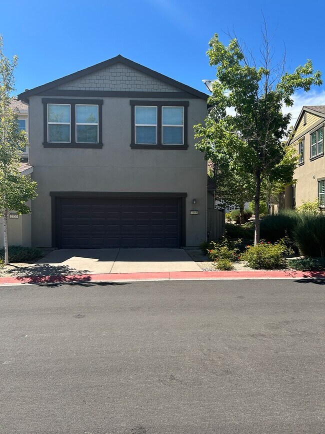 Foto del edificio - **READY FOR MOVE IN** Somersett Townhome