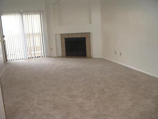 Building Photo - 930 N Mesa Dr
